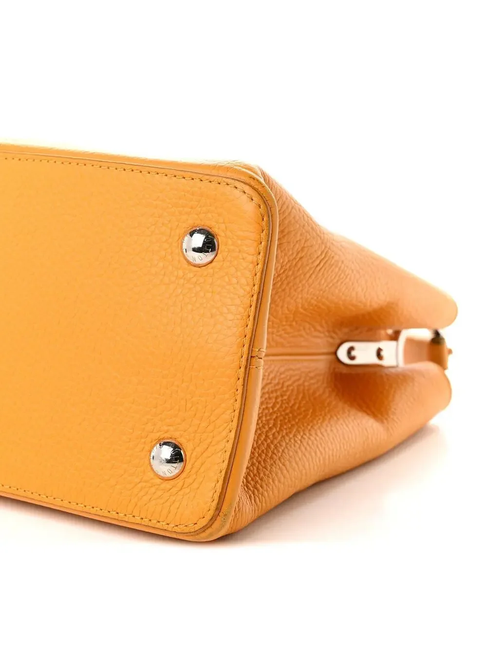 Louis Vuitton Taurillon Capucines Mm #322644L19B